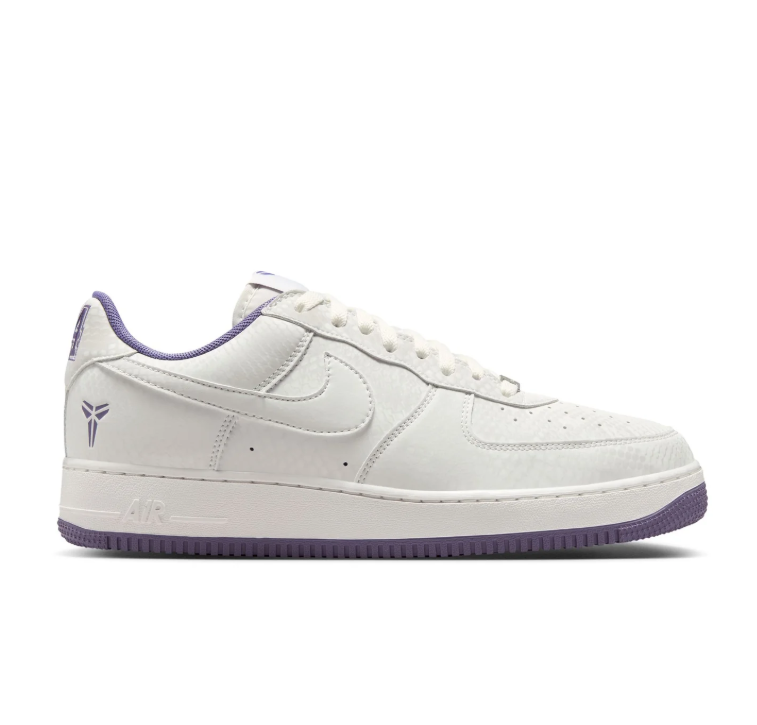 Nike White Low-Top Sneakers with Purple Soles & Kobe Heel Emblem