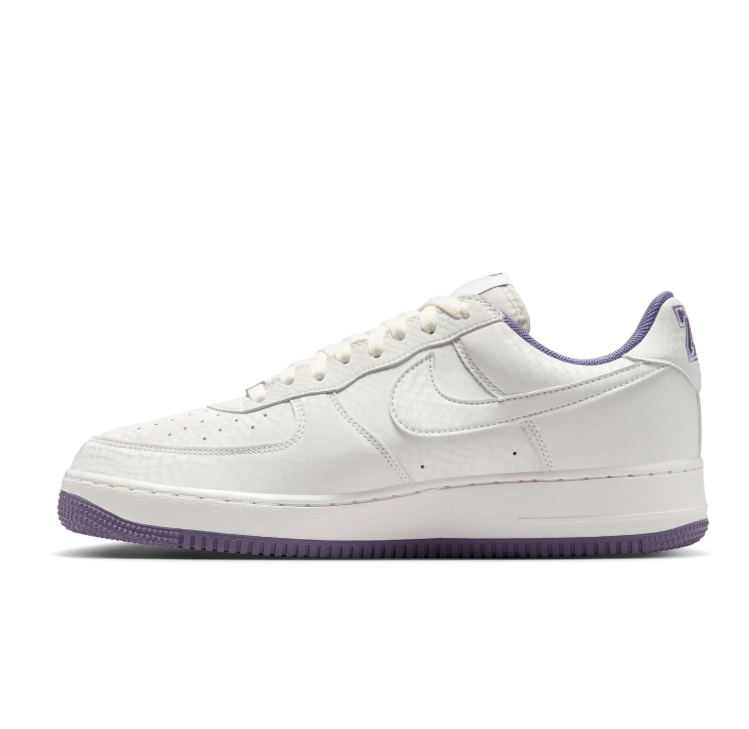 Nike White Low-Top Sneakers with Purple Soles & Kobe Heel Emblem
