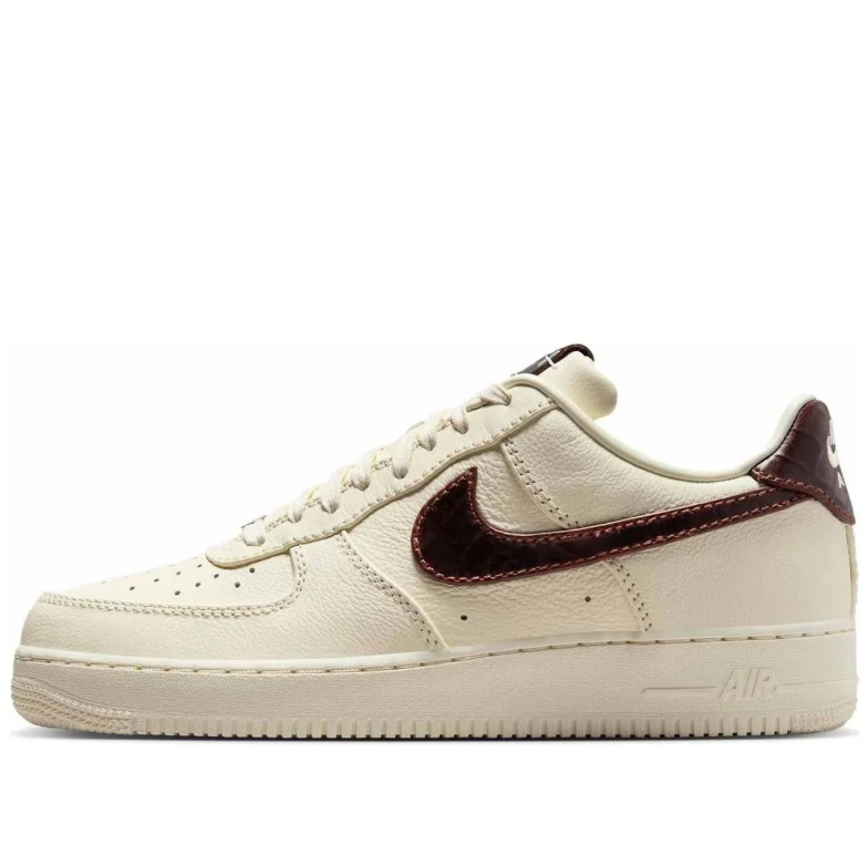 Nike Cream & Dark Brown Low-Top Sneakers